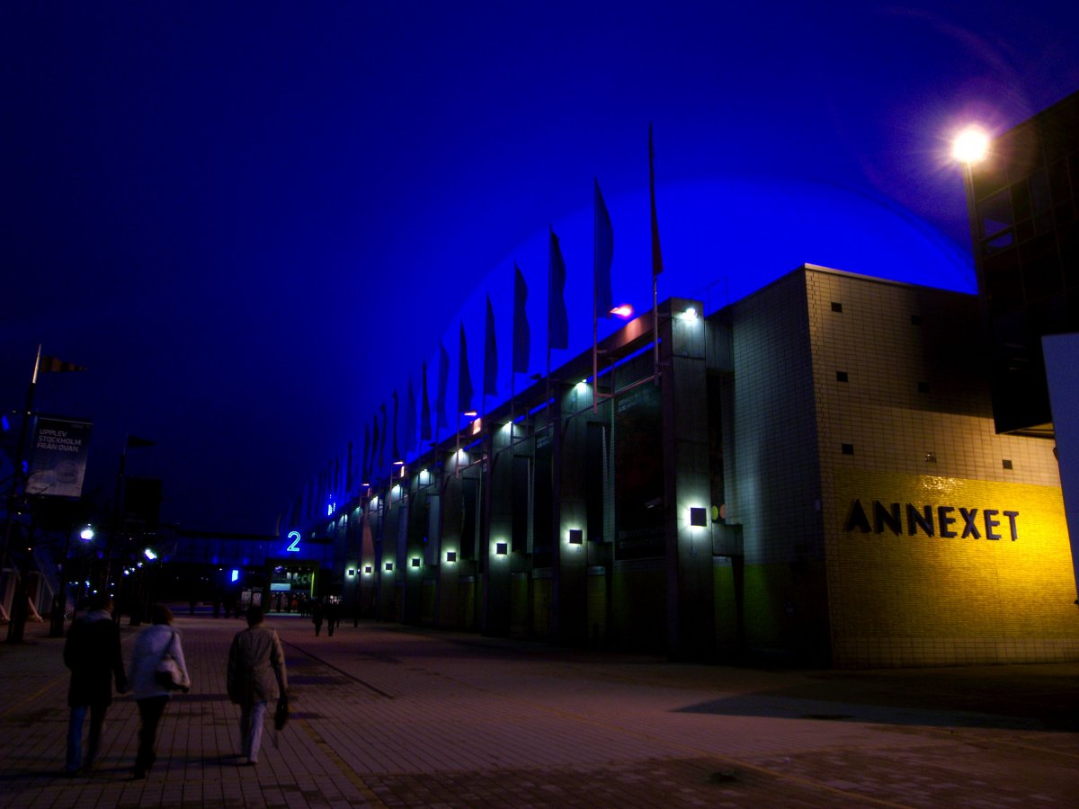 Exterior Image of Annexet at night