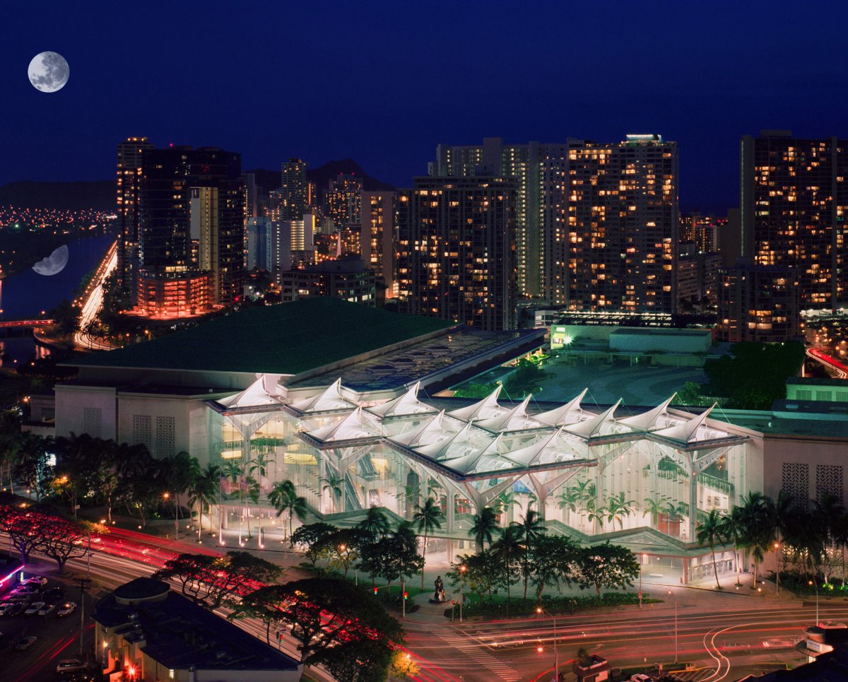 Exterior Image of Hawaii Convention Center at night