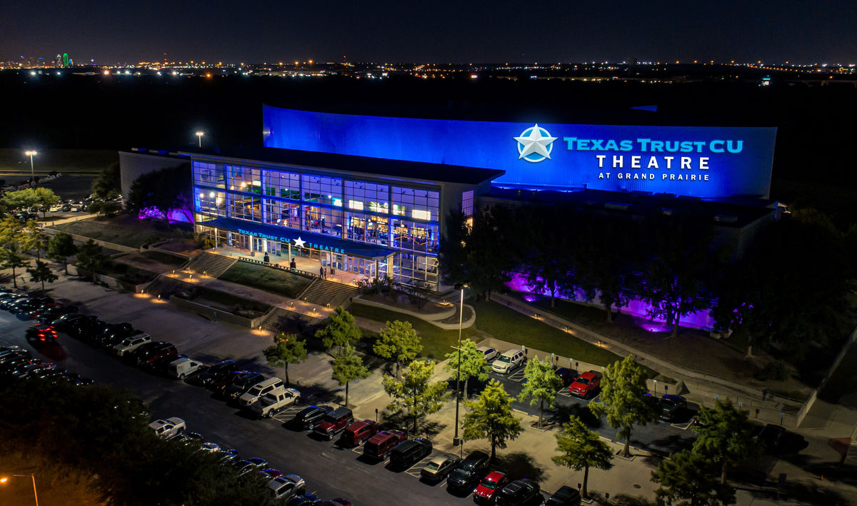 Exterior image of Verizon Theatre 