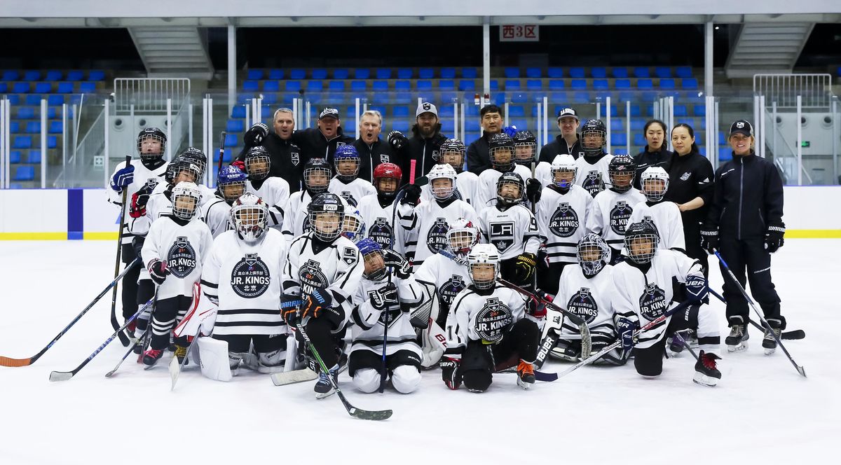 Chinese billionaire partners with L.A. Kings to bring hockey to China's  youth