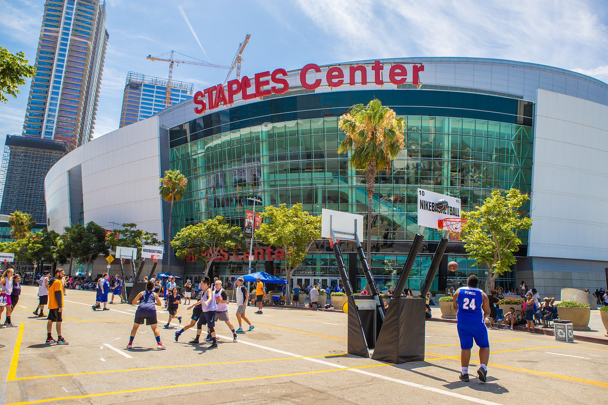 Los Angeles, CA Basketball Court: Staples Center – Courts of the World