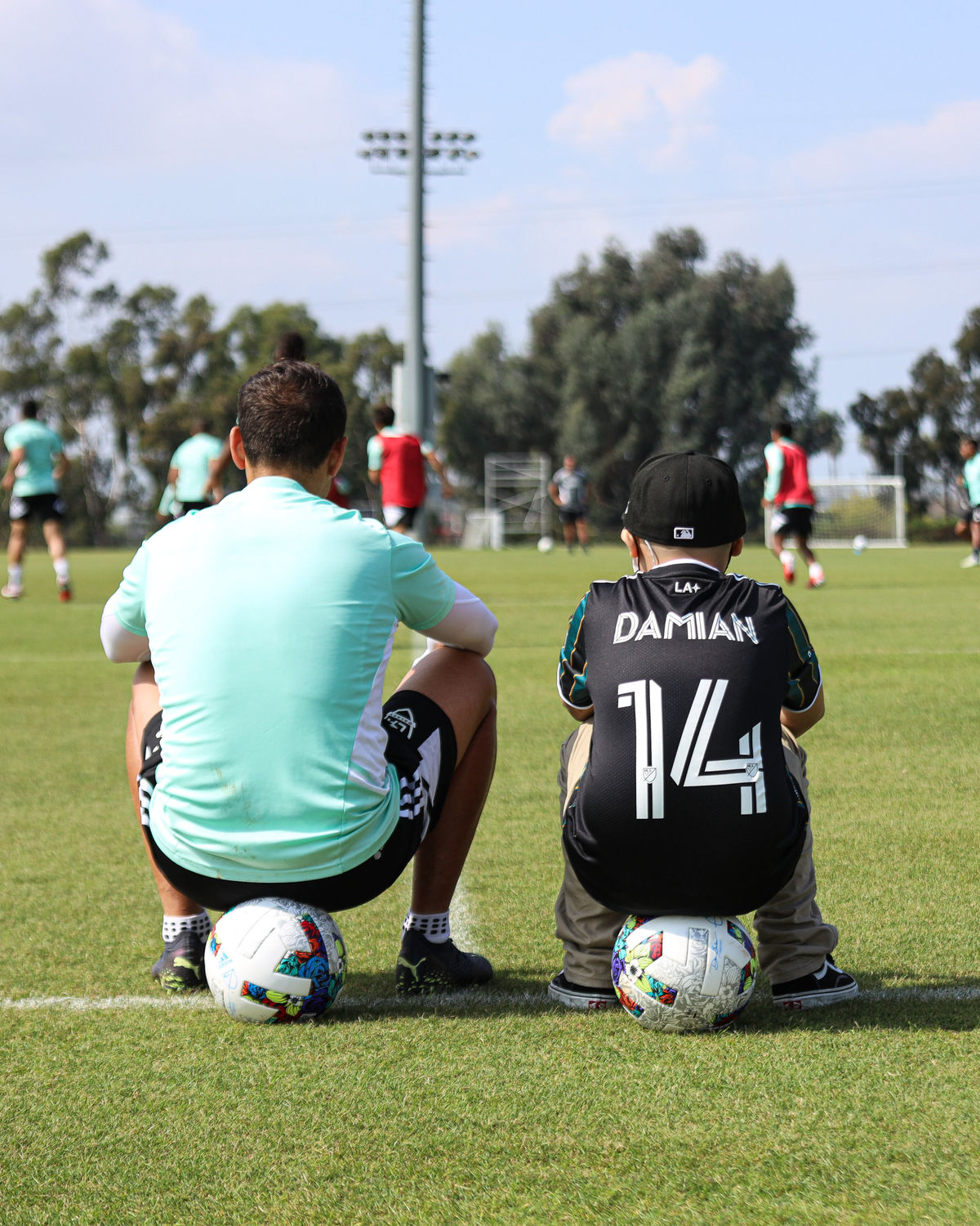 LA Galaxy's Chicharito Surprises 10-year-old Cancer Patient