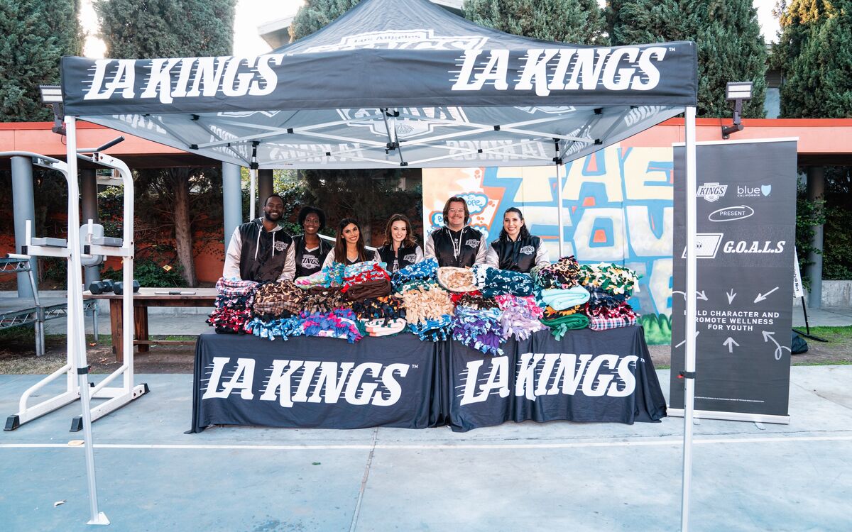 LA Kings Help Support Youth Experiencing Homelessness in Los Angeles