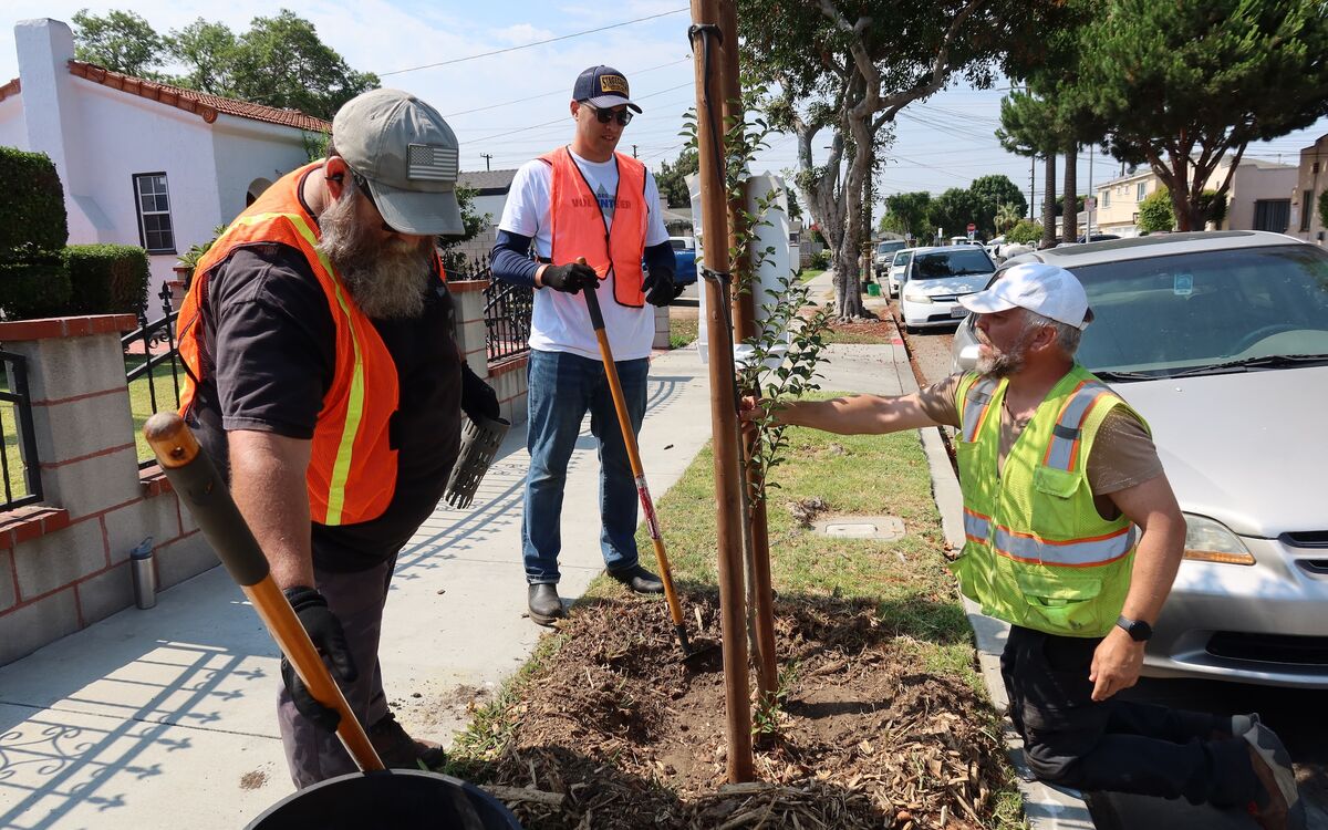 Four Cities, One Planet: AEG’s People for The Planet BRG Mobilizes Members for Plastic-Free July Initiative