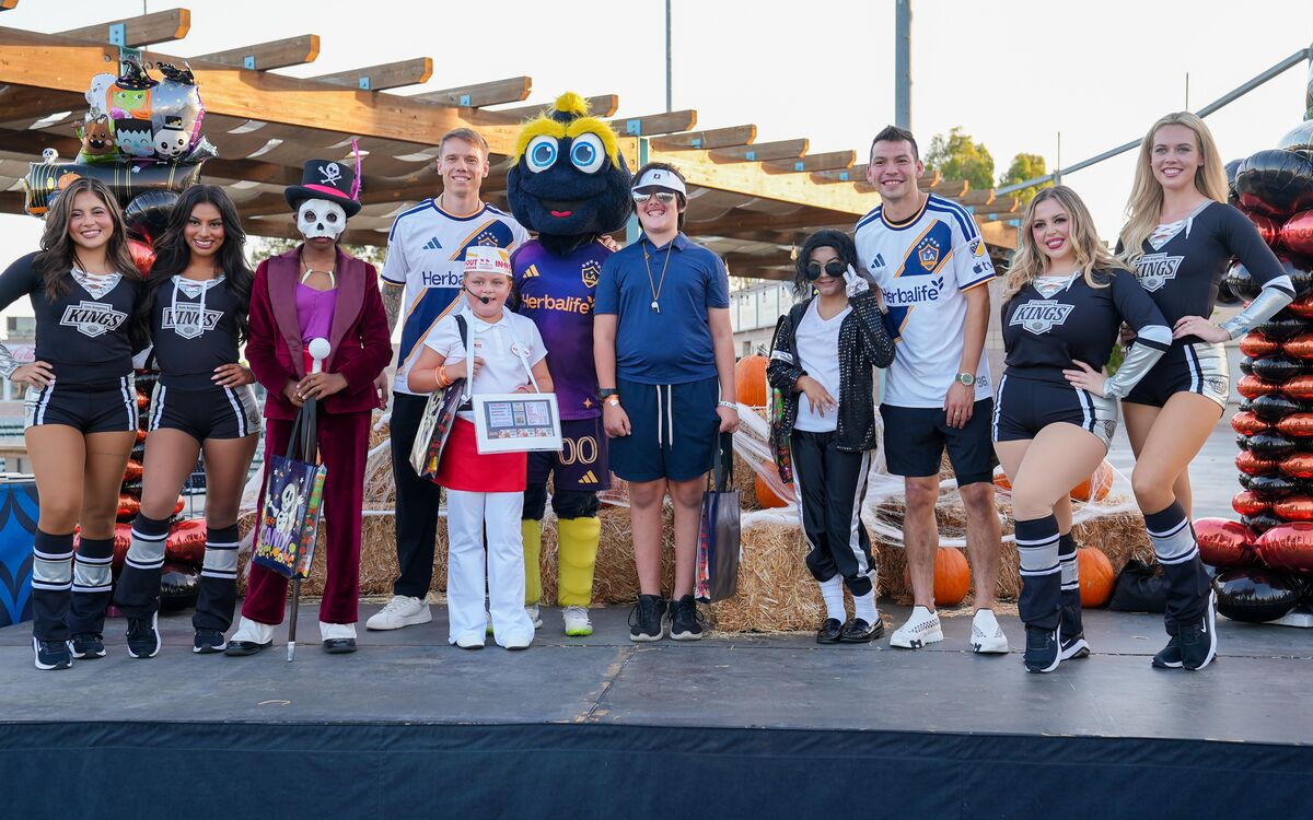 Dignity Health Sports Park Brings South Bay Families Together for 19th Annual Treats-N-Suites Halloween Bash with LA Galaxy Players 